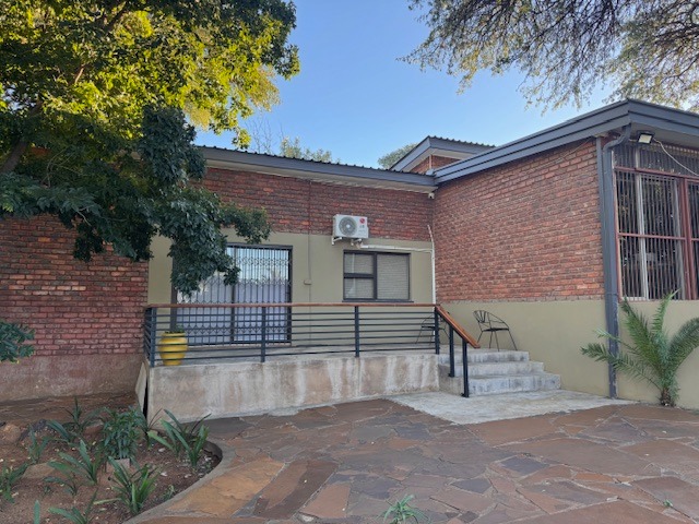 4 Bedroom Property for Sale in Kuruman Northern Cape